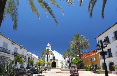 Puerta De Aduares Aparthotel Marbella